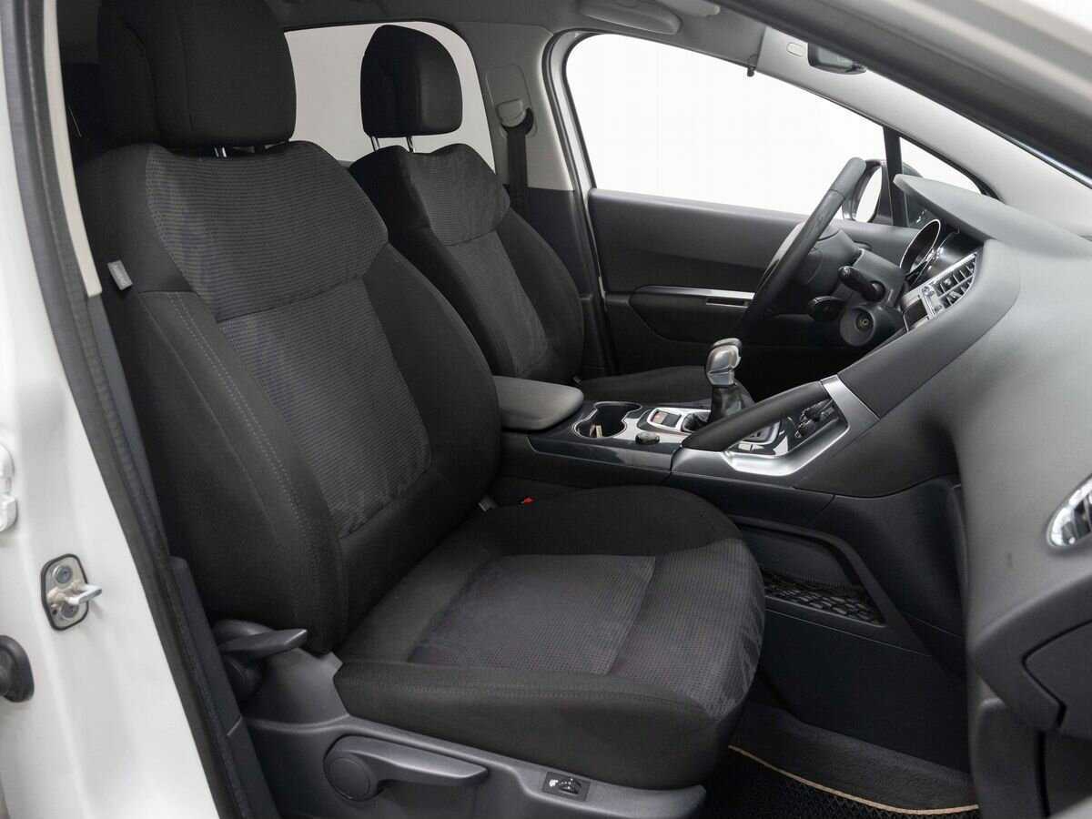 Купить Peugeot 3008 с пробегом. Фото: #12
