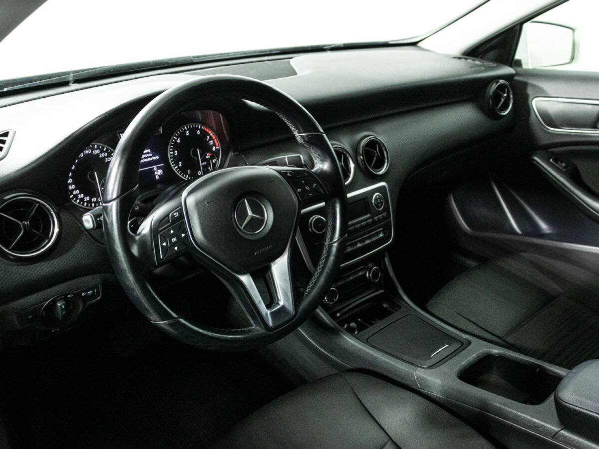 Купить Mercedes-Benz A-Класс с пробегом. Фото: #10