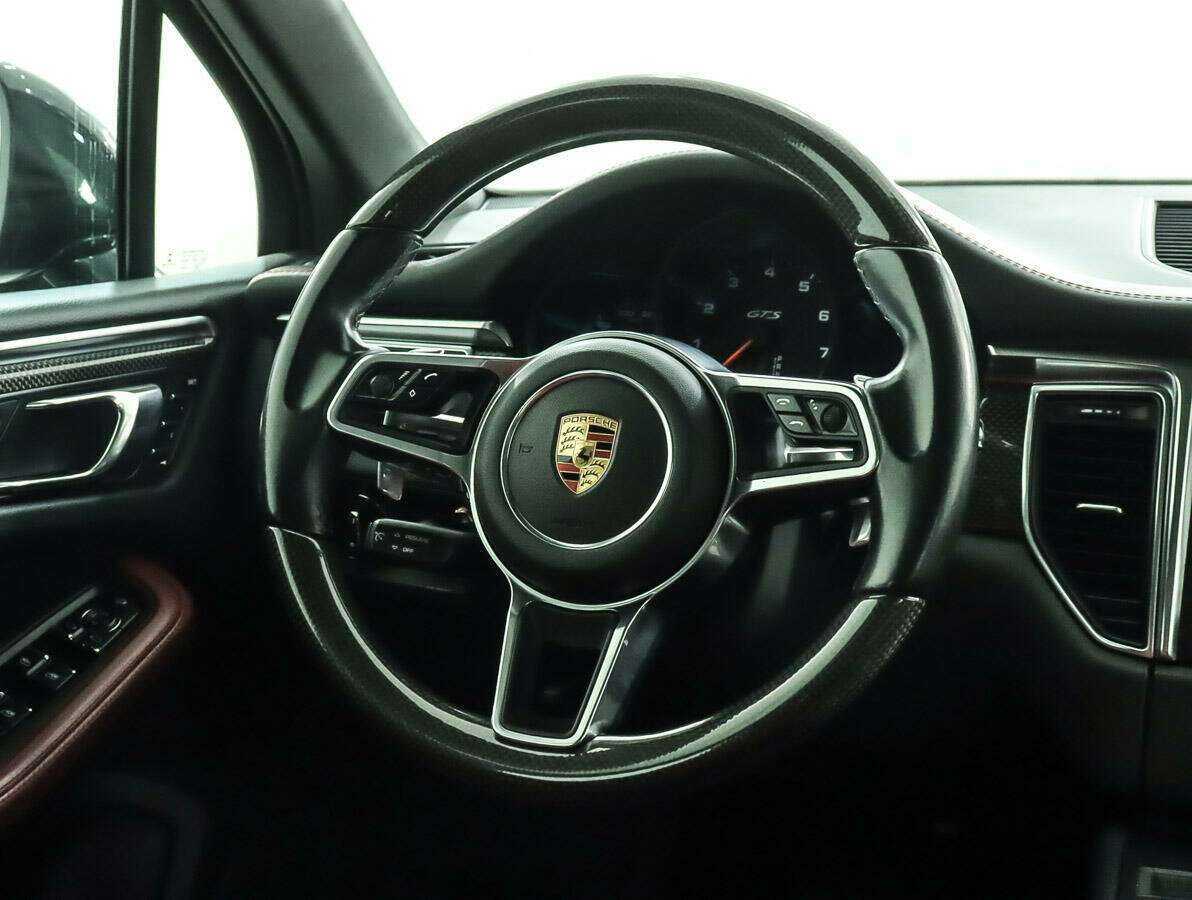 Купить Porsche Macan с пробегом. Фото: #11