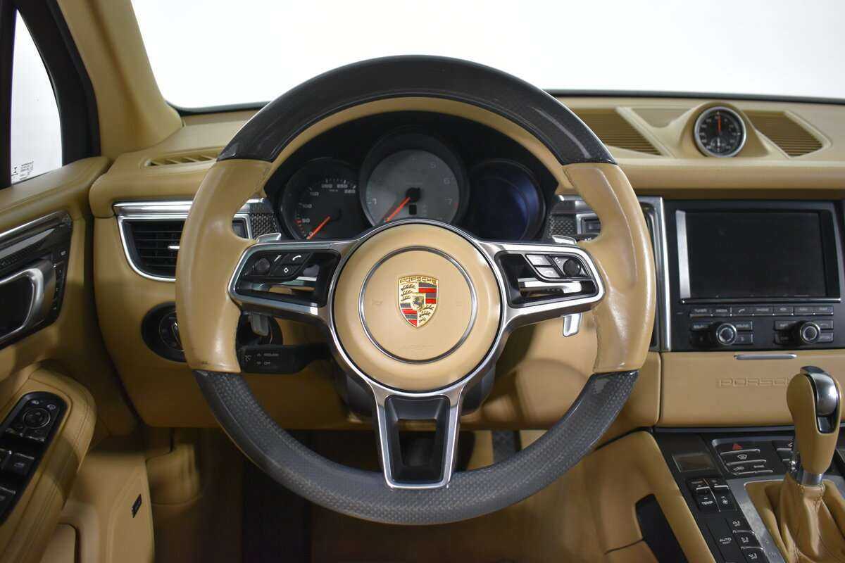 Купить Porsche Macan с пробегом. Фото: #22