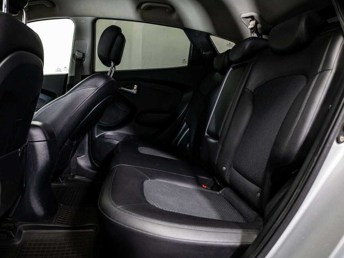 Купить Hyundai ix35 с пробегом. Фото: #7