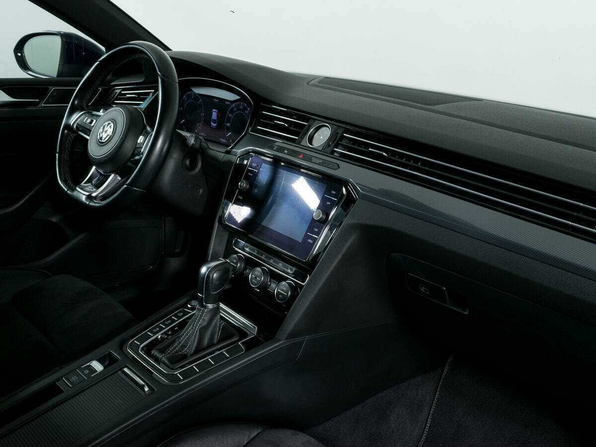 Купить Volkswagen Arteon с пробегом. Фото: #8
