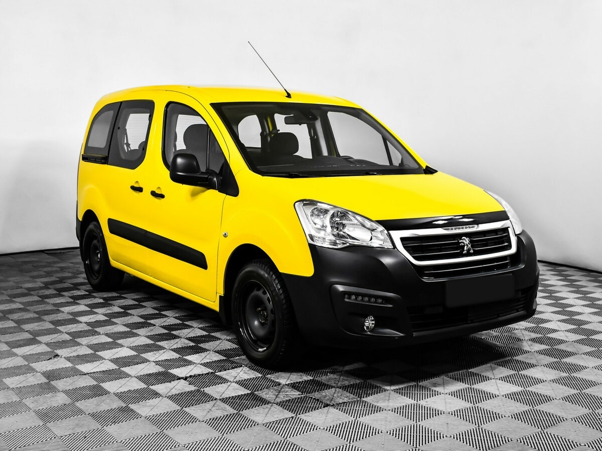 Купить Peugeot Partner с пробегом. Фото: #2