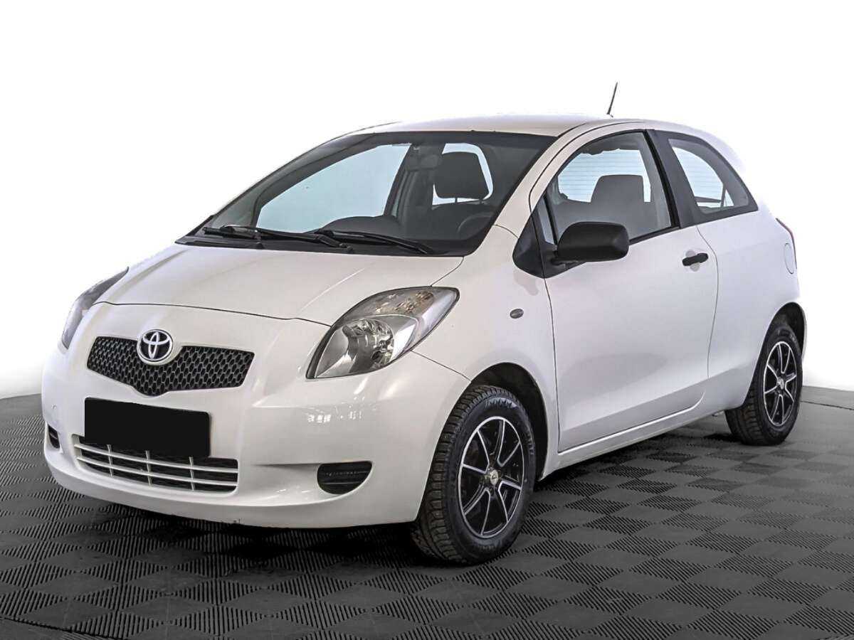 Купить Toyota Yaris с пробегом. Посмотреть фото