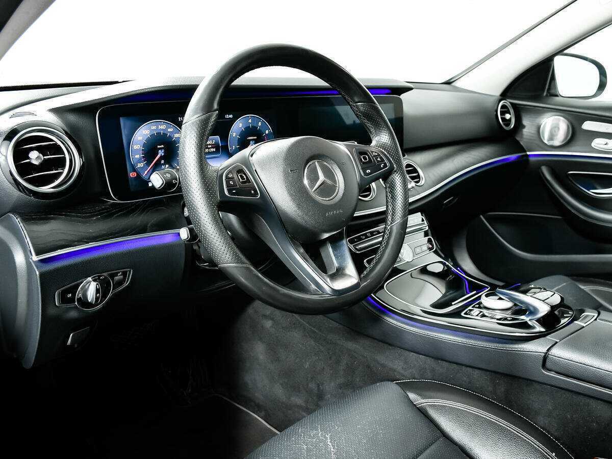Купить Mercedes-Benz E-Класс с пробегом. Фото: #10