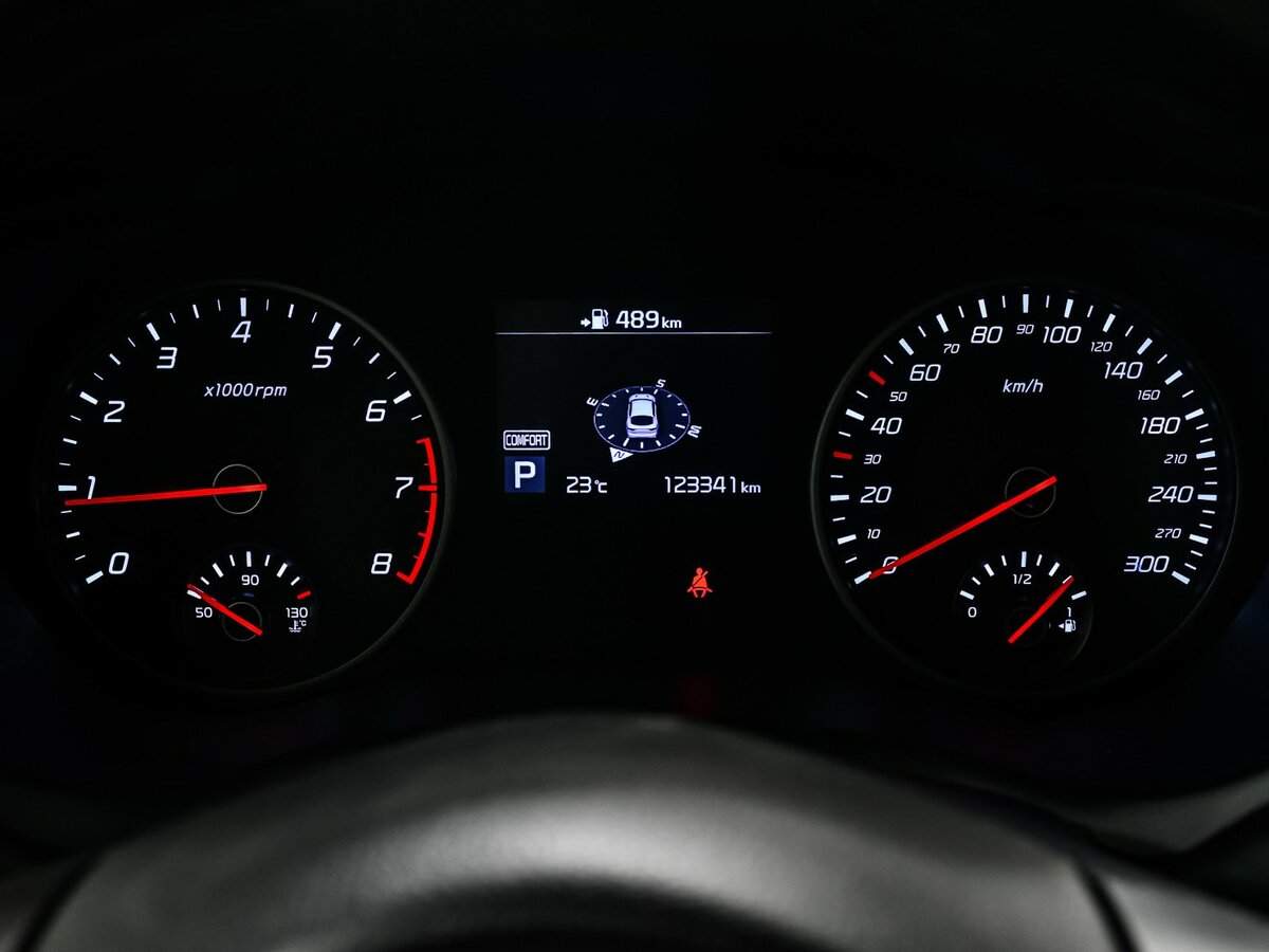 Купить Kia Stinger с пробегом. Фото: #9