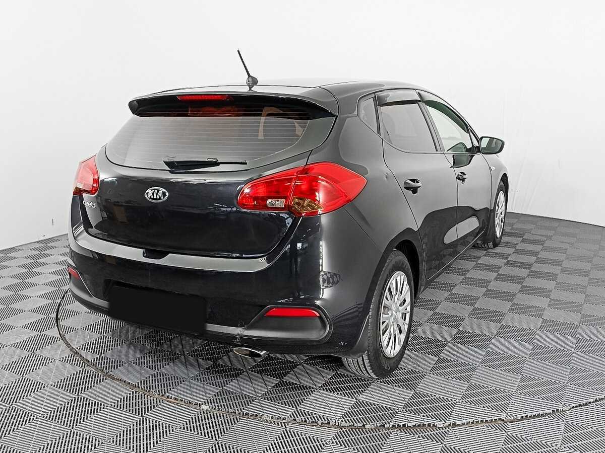 Купить Kia Ceed с пробегом. Фото: #4