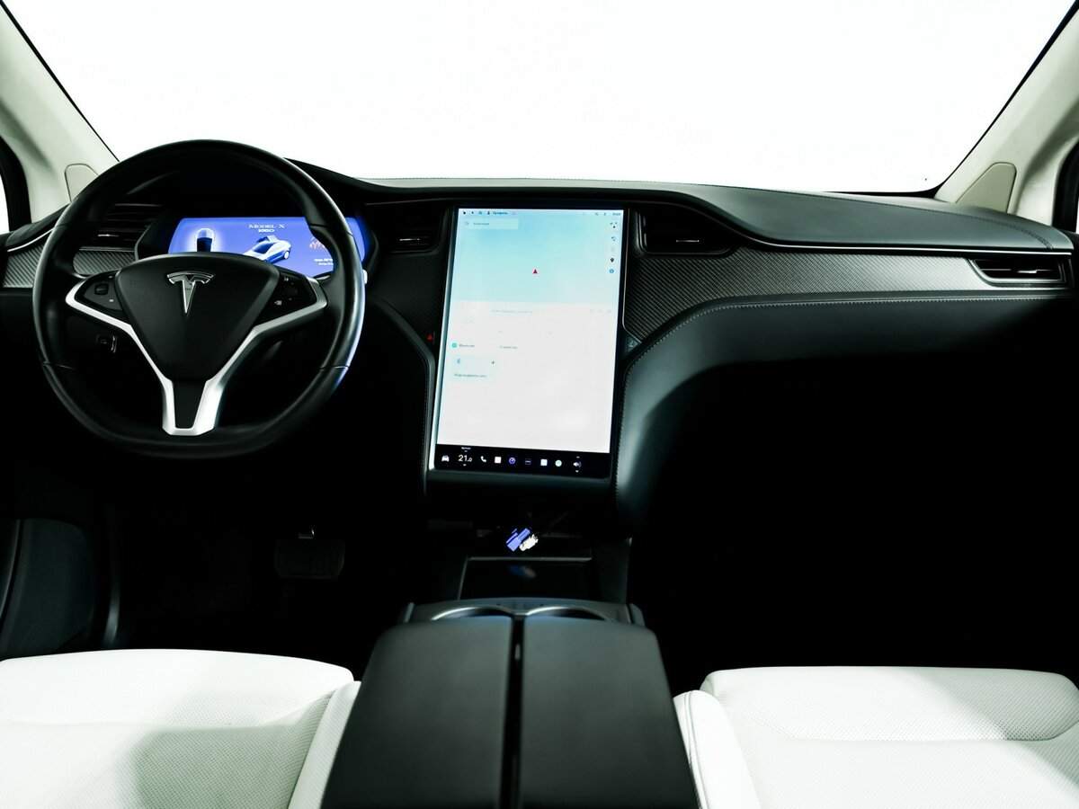 Купить Tesla Model X с пробегом. Фото: #29