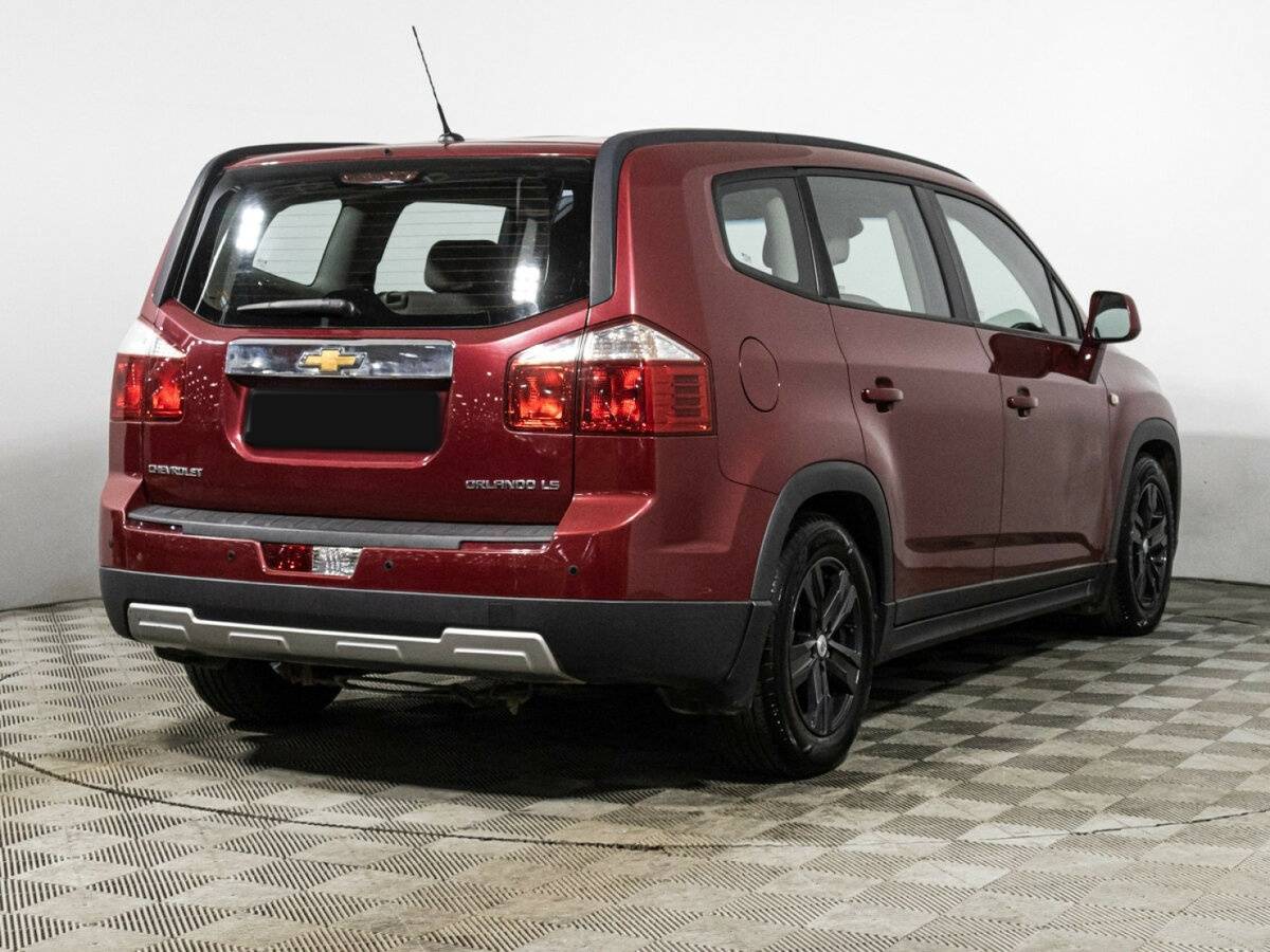 Купить Chevrolet Orlando с пробегом. Фото: #4