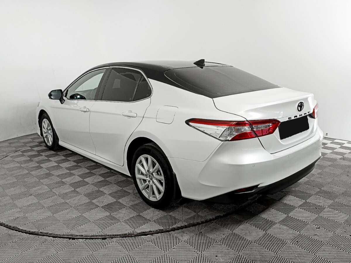 Купить Toyota Camry с пробегом. Фото: #5
