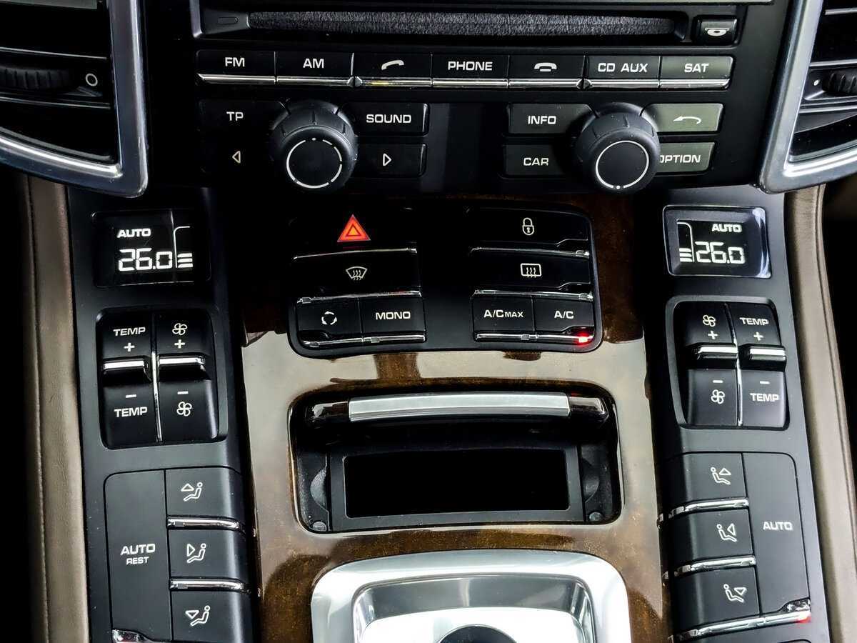 Купить Porsche Cayenne с пробегом. Фото: #23