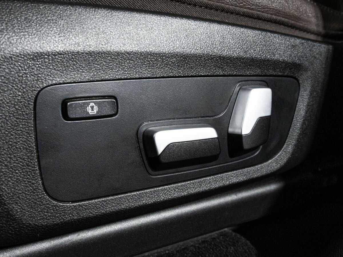 Купить BMW X4 с пробегом. Фото: #20