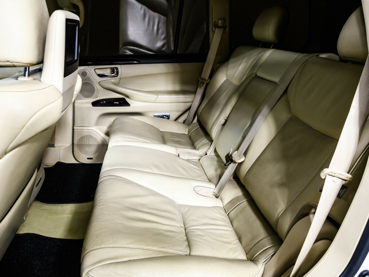 Купить Lexus LX с пробегом. Фото: #9