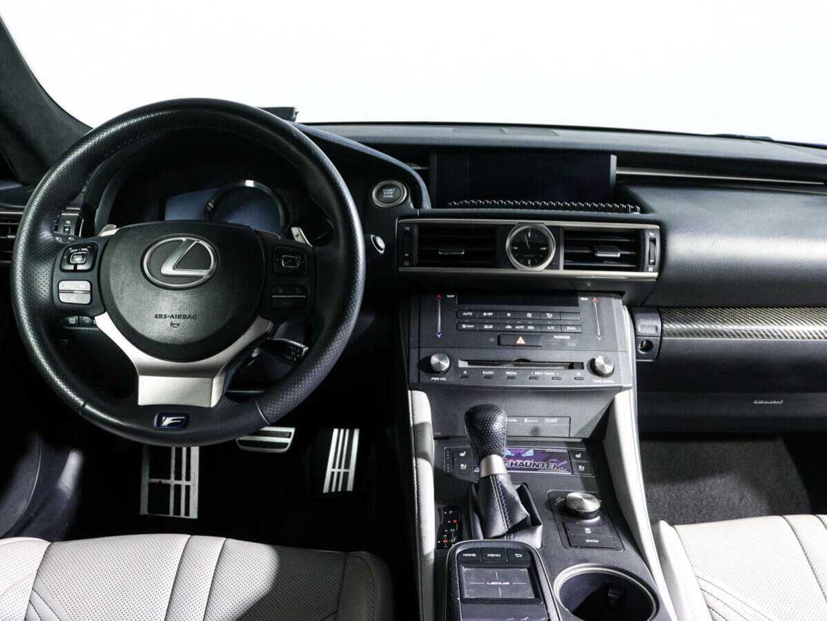 Купить Lexus RC F с пробегом. Фото: #10
