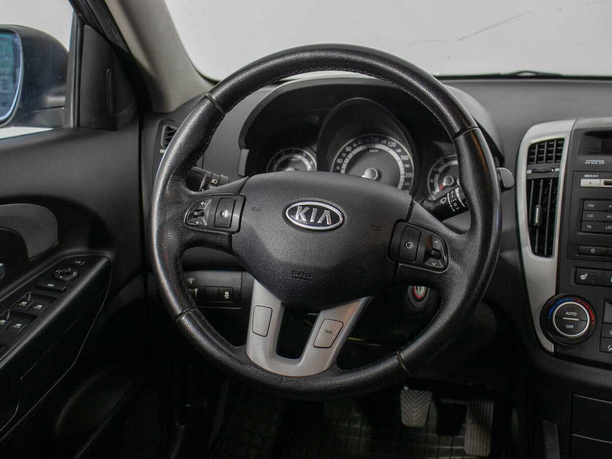 Купить Kia Ceed с пробегом. Фото: #14