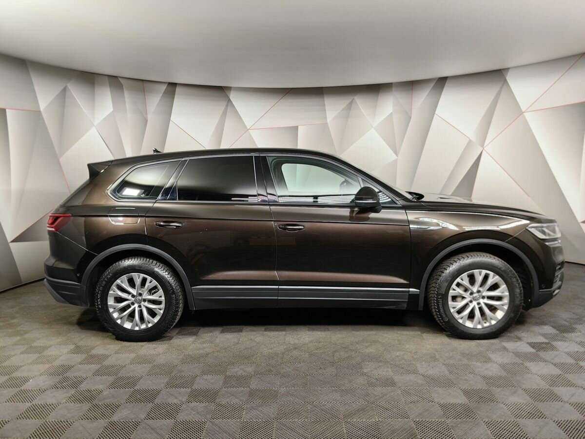 Купить Volkswagen Touareg с пробегом. Фото: #5