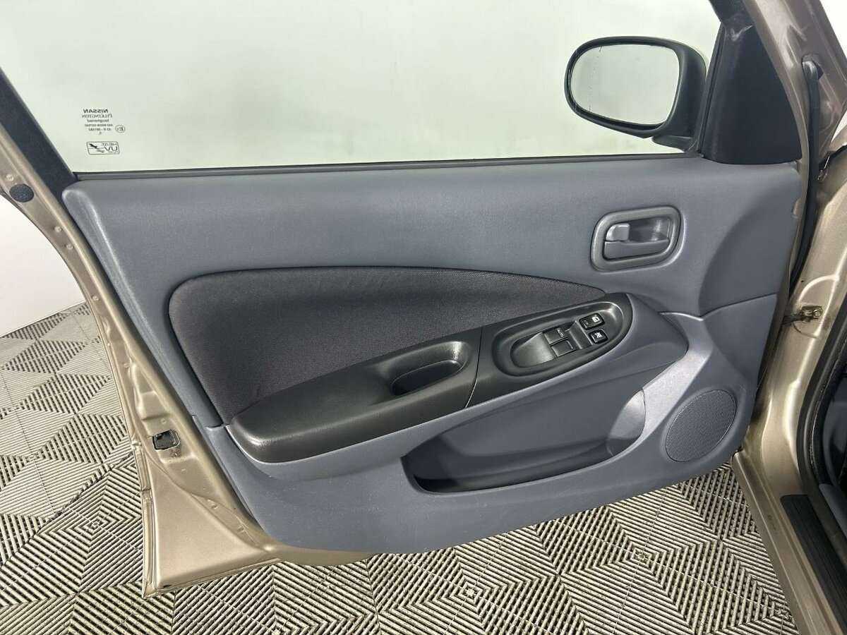 Купить Nissan Almera с пробегом. Фото: #7