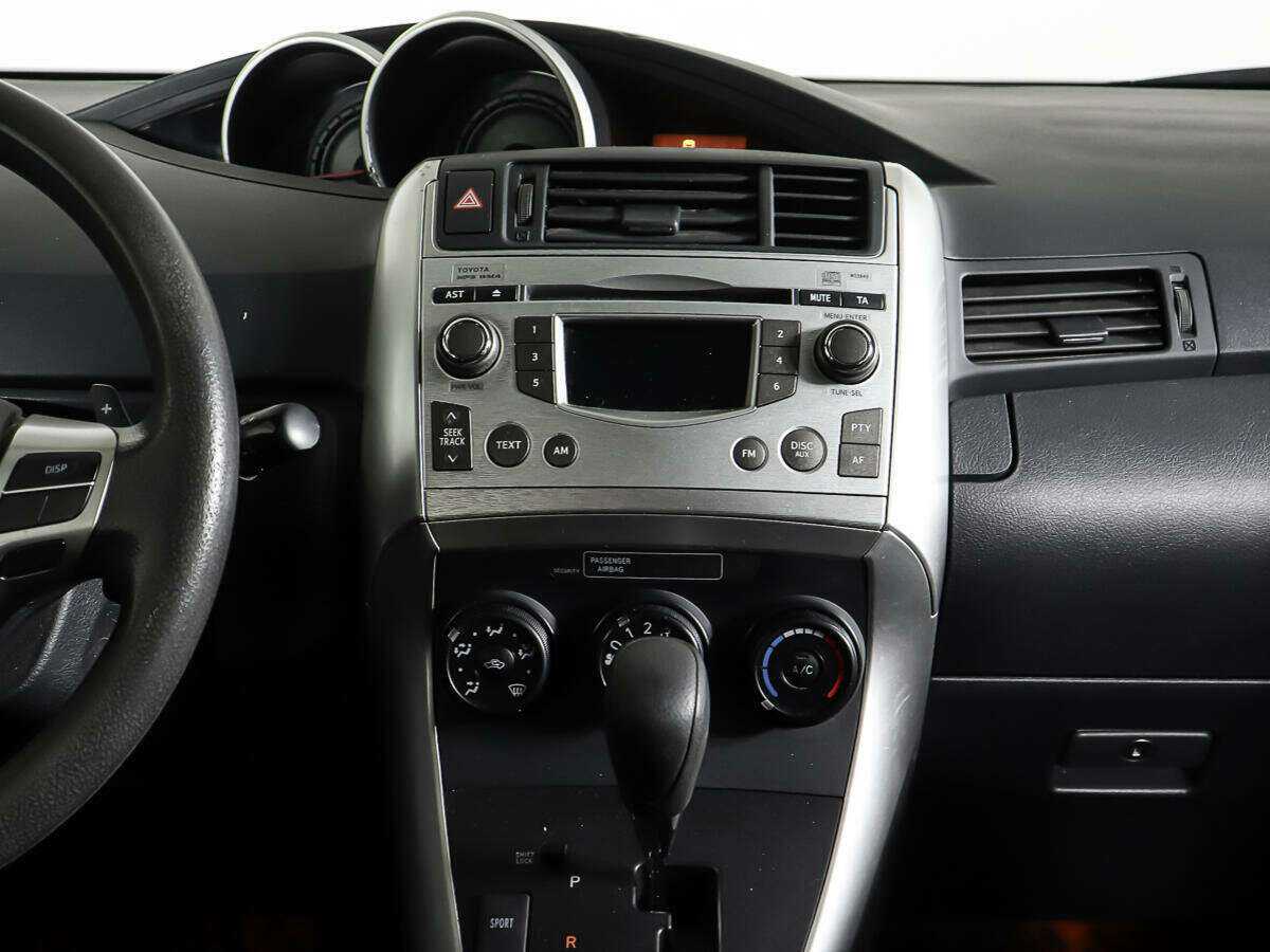 Купить Toyota Verso с пробегом. Фото: #11