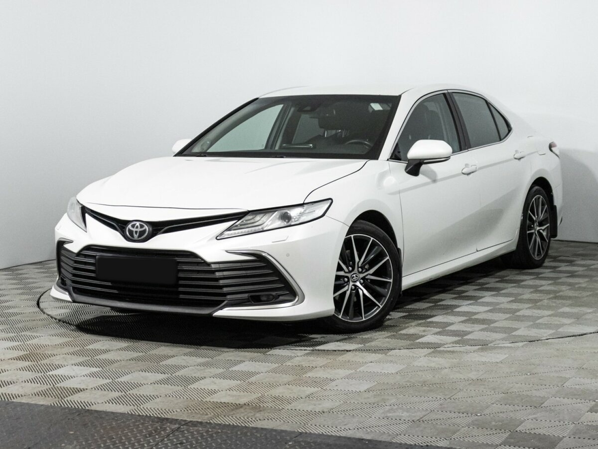 Купить Toyota Camry с пробегом. Фото: #0