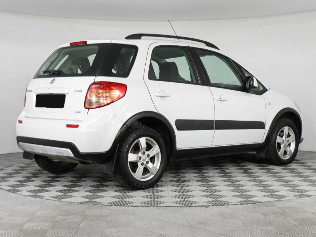 Купить Suzuki SX4 с пробегом. Фото: #4
