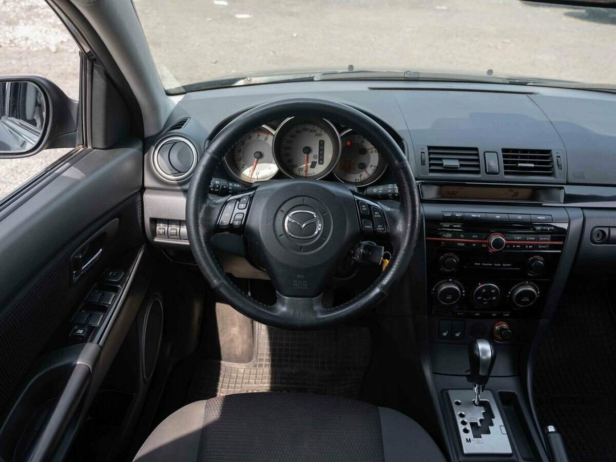 Купить Mazda 3 с пробегом. Фото: #13
