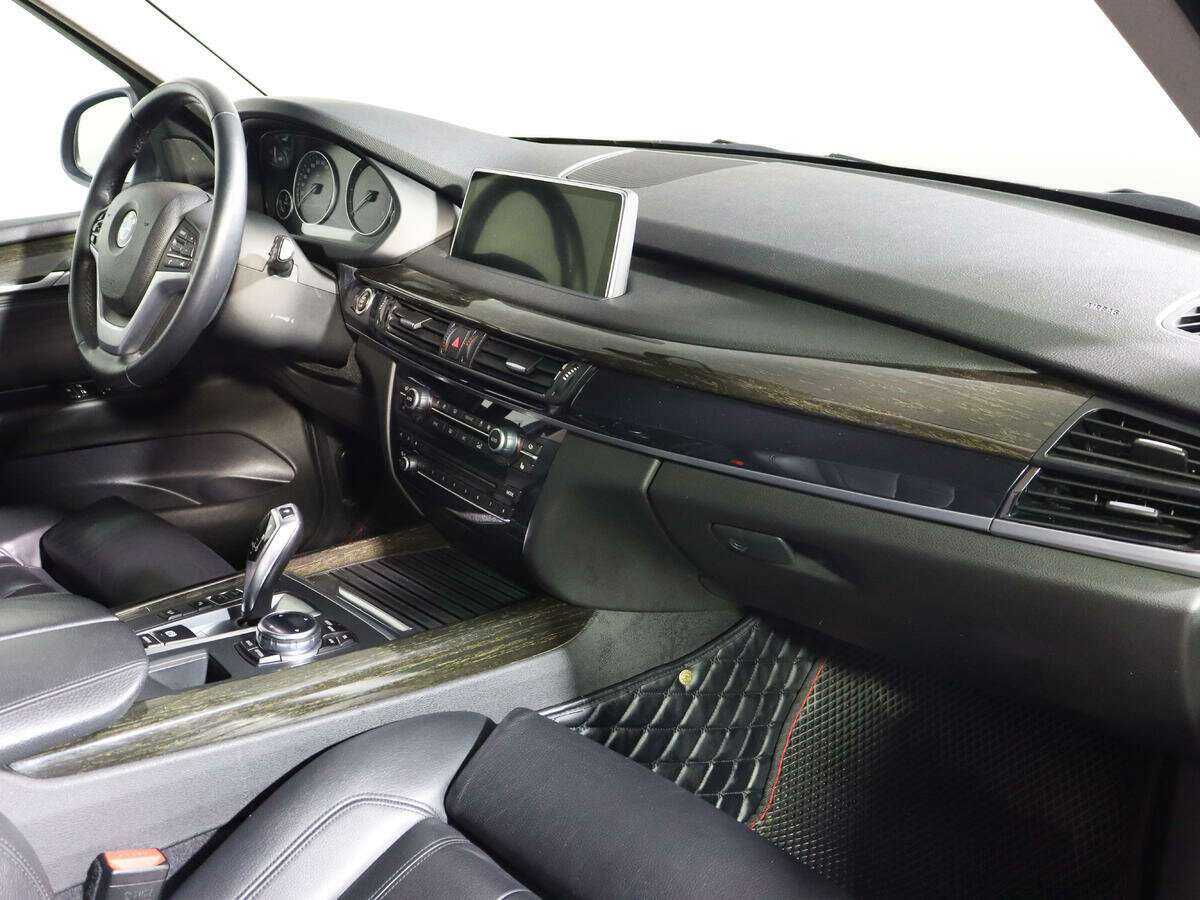 Купить BMW X5 с пробегом. Фото: #8