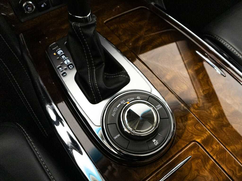 Купить Infiniti QX80 с пробегом. Фото: #23
