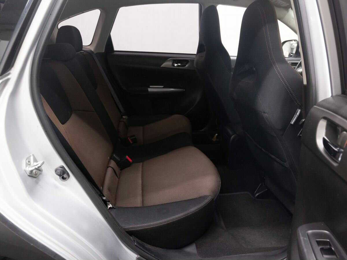 Купить Subaru Impreza с пробегом. Фото: #11