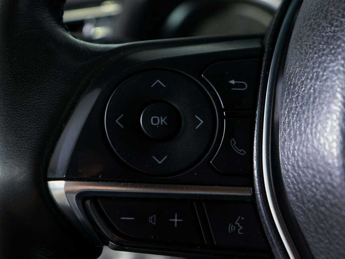Купить Toyota Camry с пробегом. Фото: #21