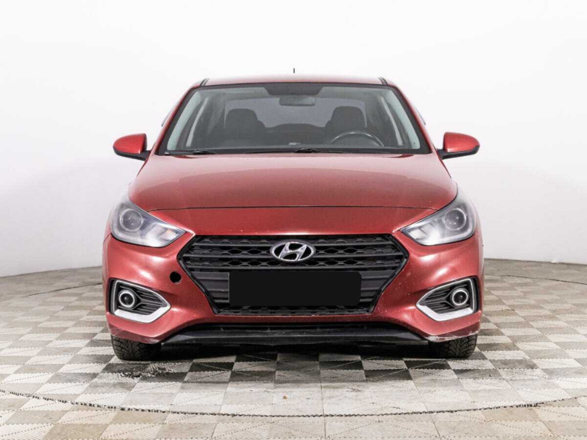 Купить Hyundai Solaris с пробегом. Фото: #1