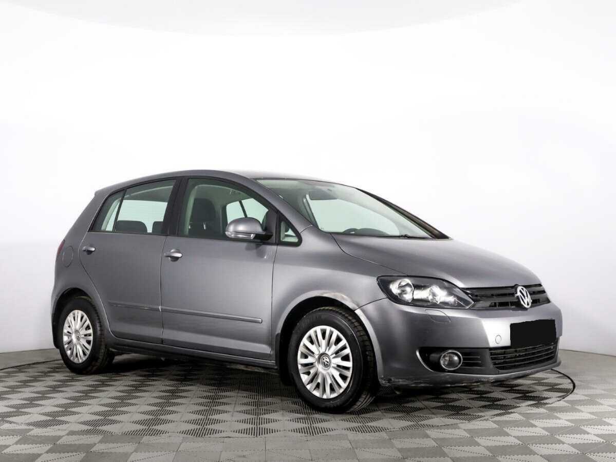 Купить Volkswagen Golf Plus с пробегом. Фото: #2