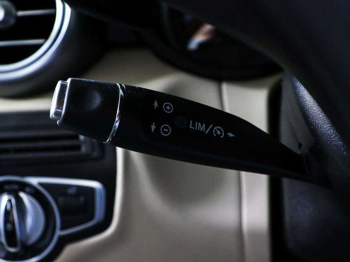 Купить Mercedes-Benz GLC с пробегом. Фото: #21