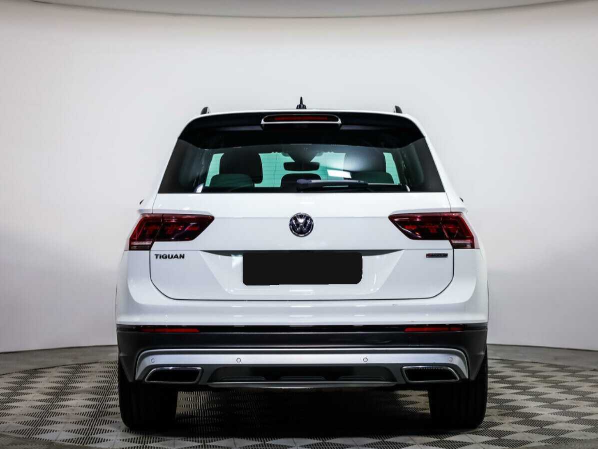 Купить Volkswagen Tiguan с пробегом. Фото: #4