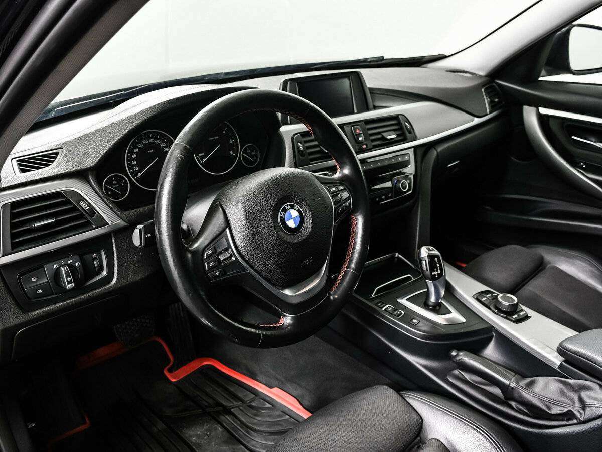 Купить BMW 3 серии с пробегом. Фото: #12