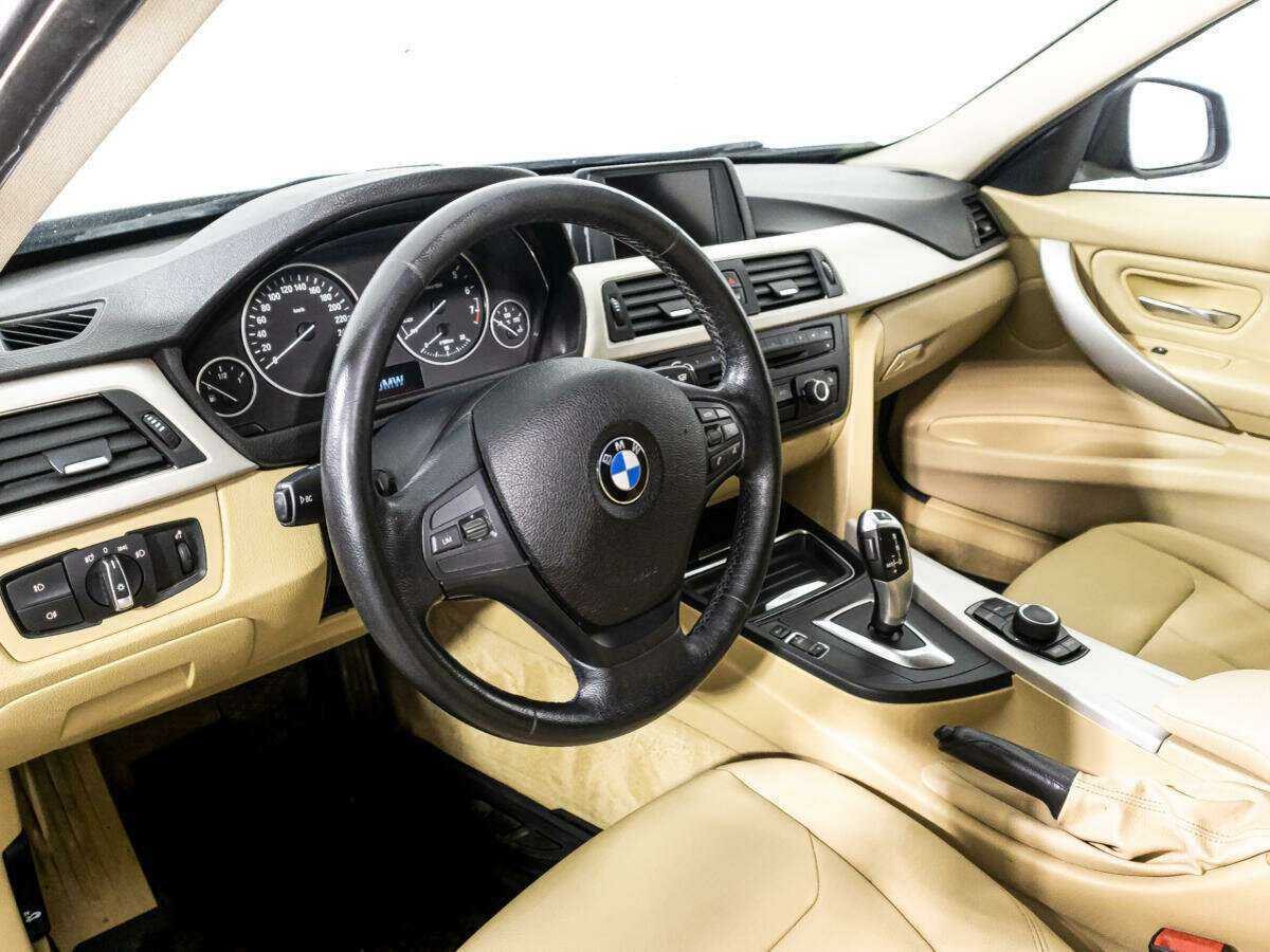 Купить BMW 3 серии с пробегом. Фото: #10