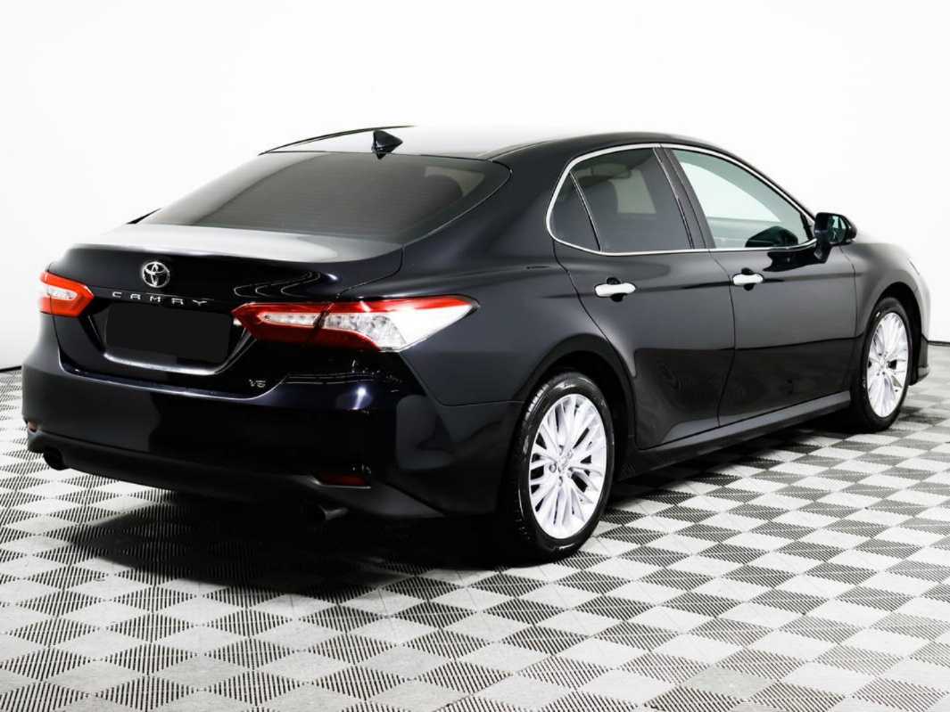 Купить Toyota Camry с пробегом. Фото: #4