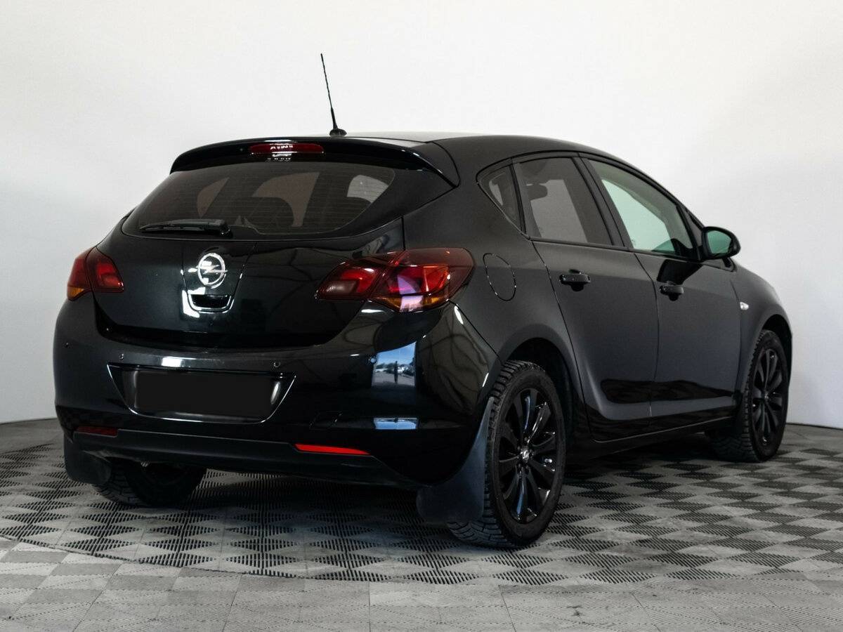 Купить Opel Astra с пробегом. Фото: #3