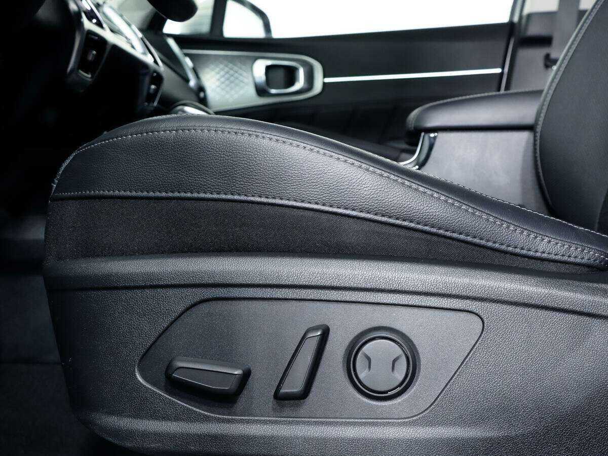 Купить Kia Sorento с пробегом. Фото: #13