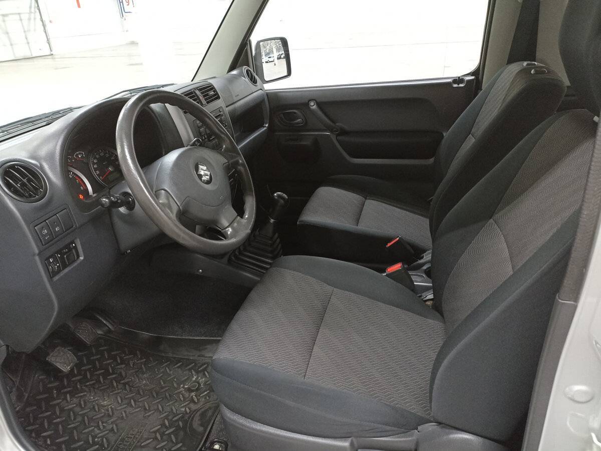 Купить Suzuki Jimny с пробегом. Фото: #15