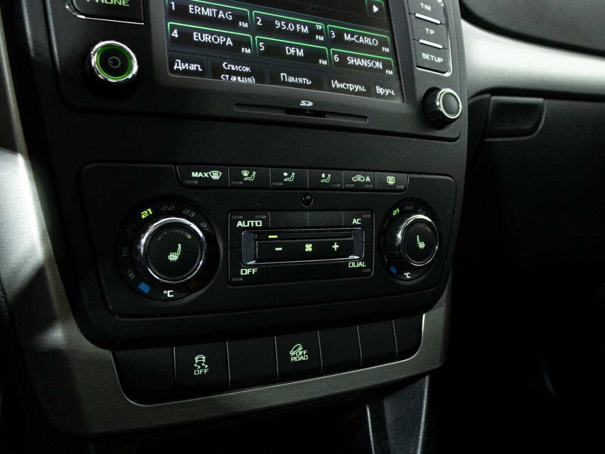Купить Skoda Yeti с пробегом. Фото: #15