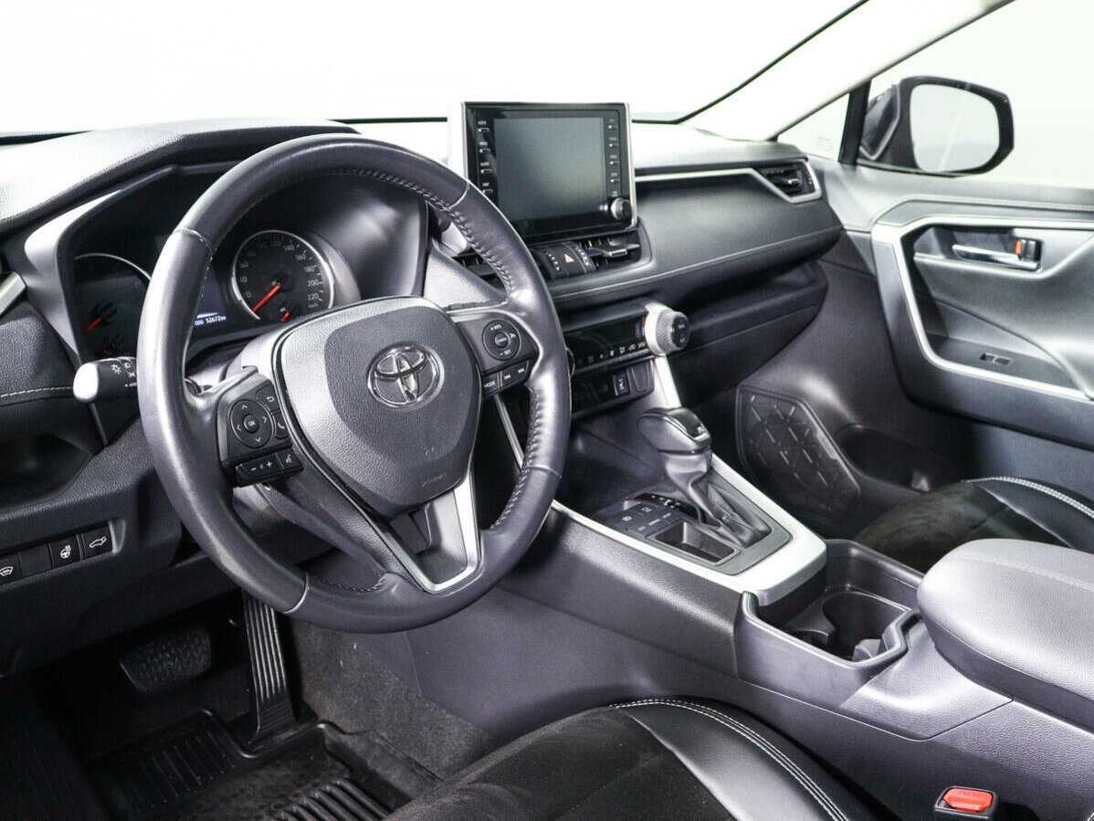 Купить Toyota RAV4 с пробегом. Фото: #11