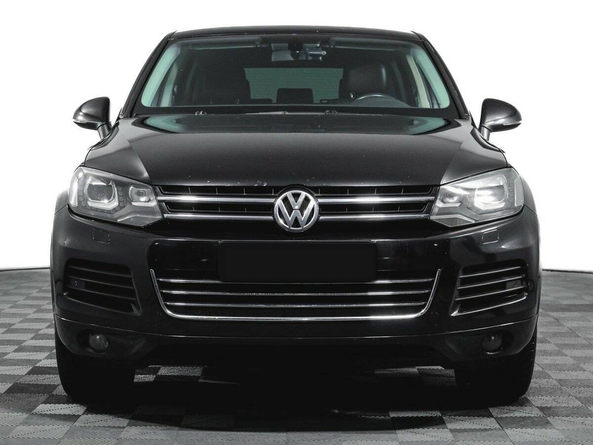 Купить Volkswagen Touareg с пробегом. Фото: #1