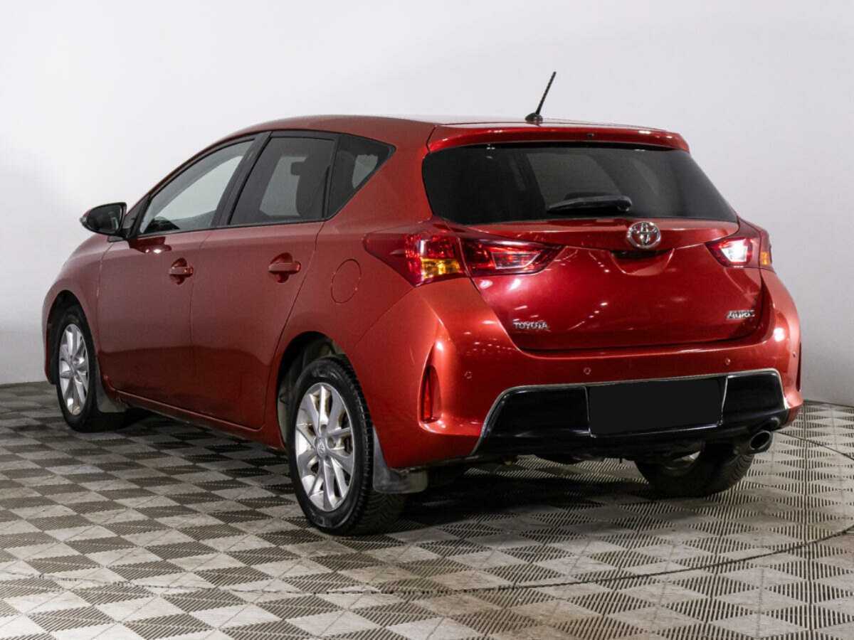 Купить Toyota Auris с пробегом. Фото: #6