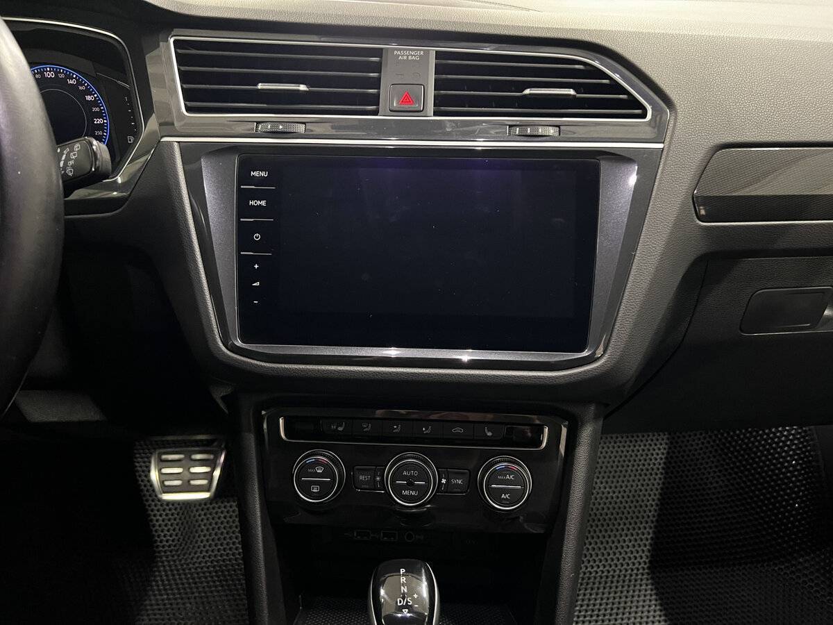 Купить Volkswagen Tiguan с пробегом. Фото: #14