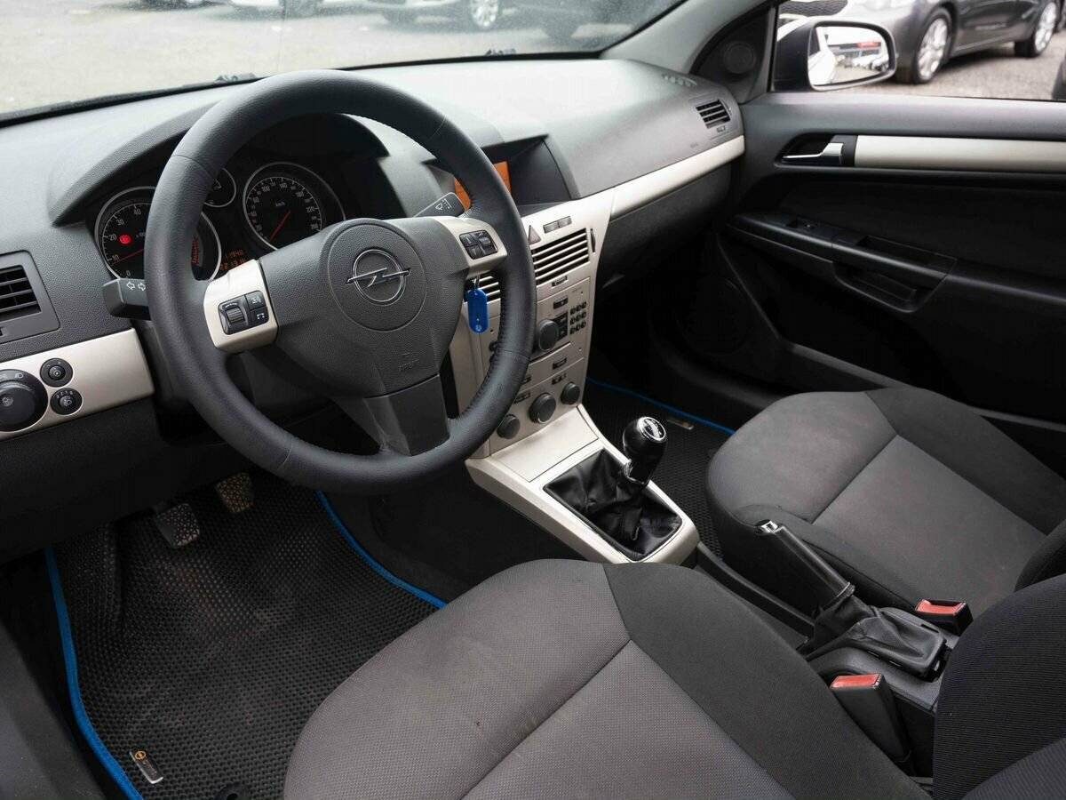 Купить Opel Astra с пробегом. Фото: #6