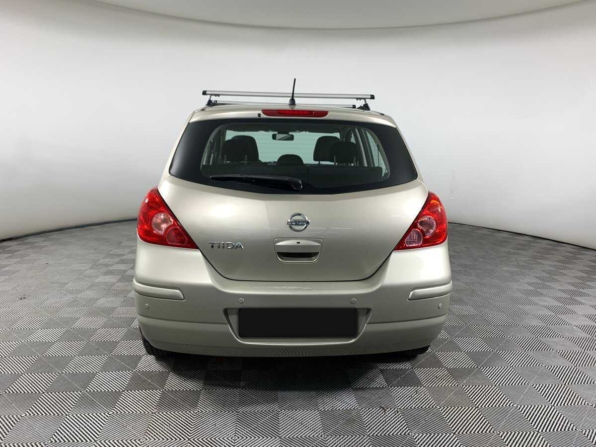 Купить Nissan Tiida с пробегом. Фото: #5