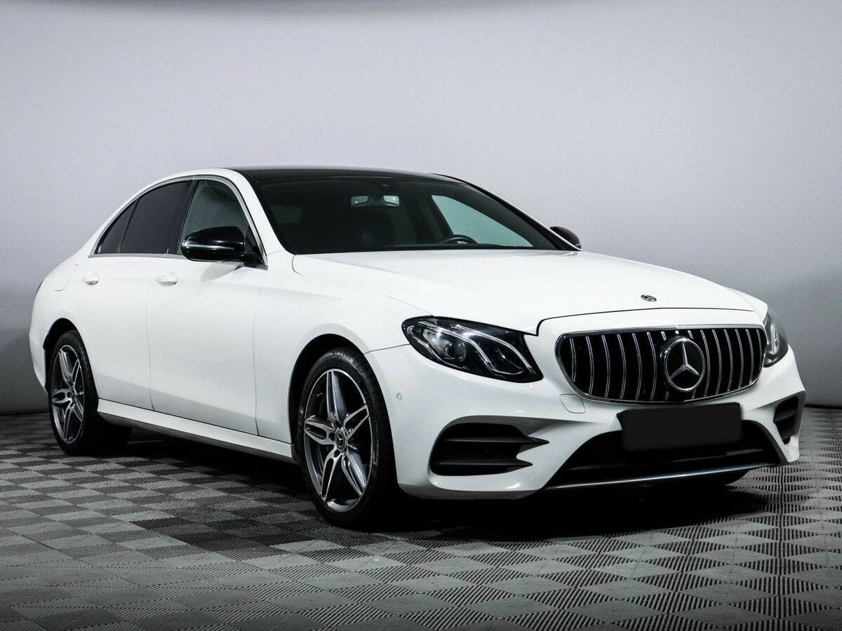 Купить Mercedes-Benz E-Класс с пробегом. Фото: #2