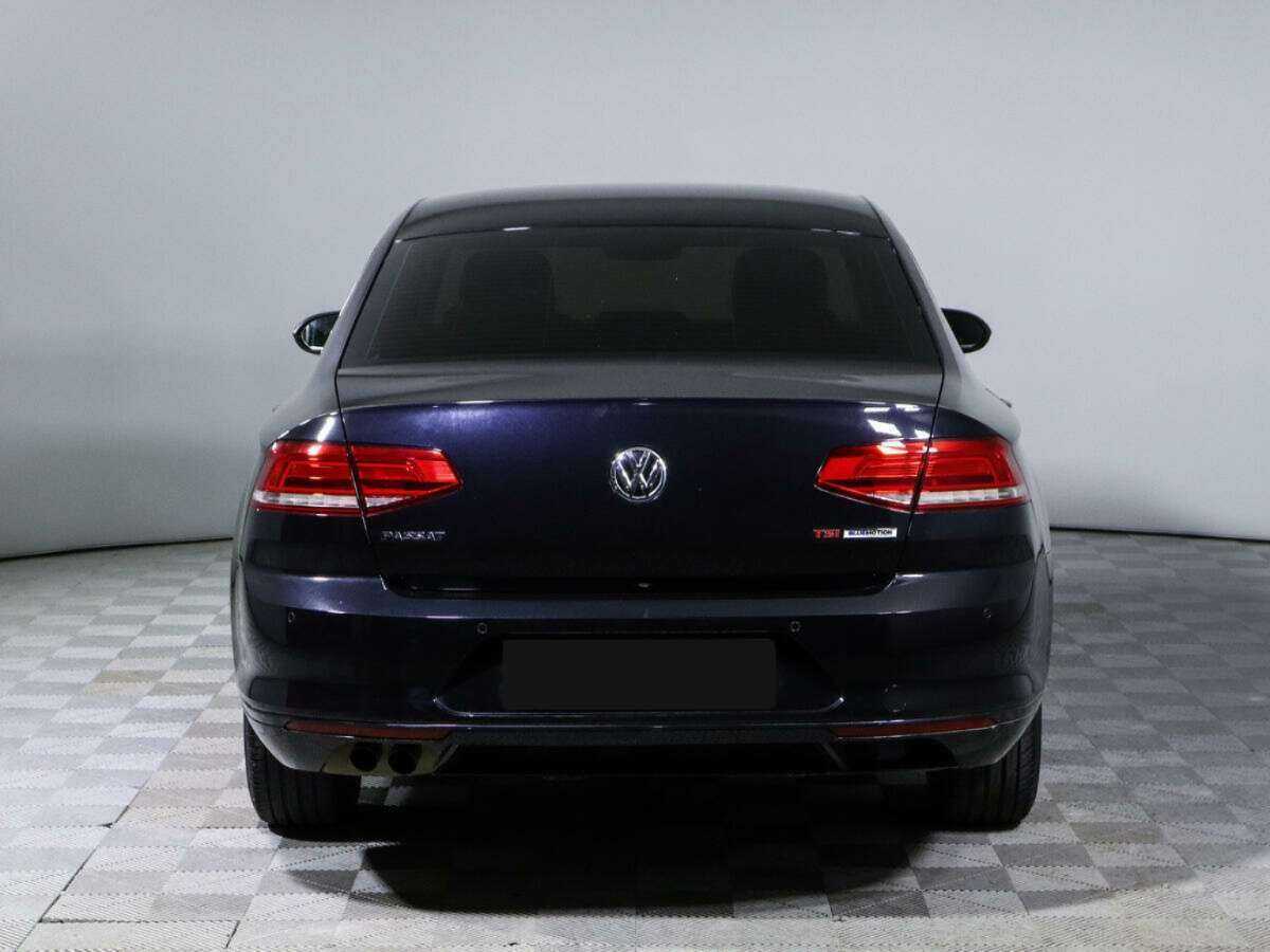 Купить Volkswagen Passat с пробегом. Фото: #5