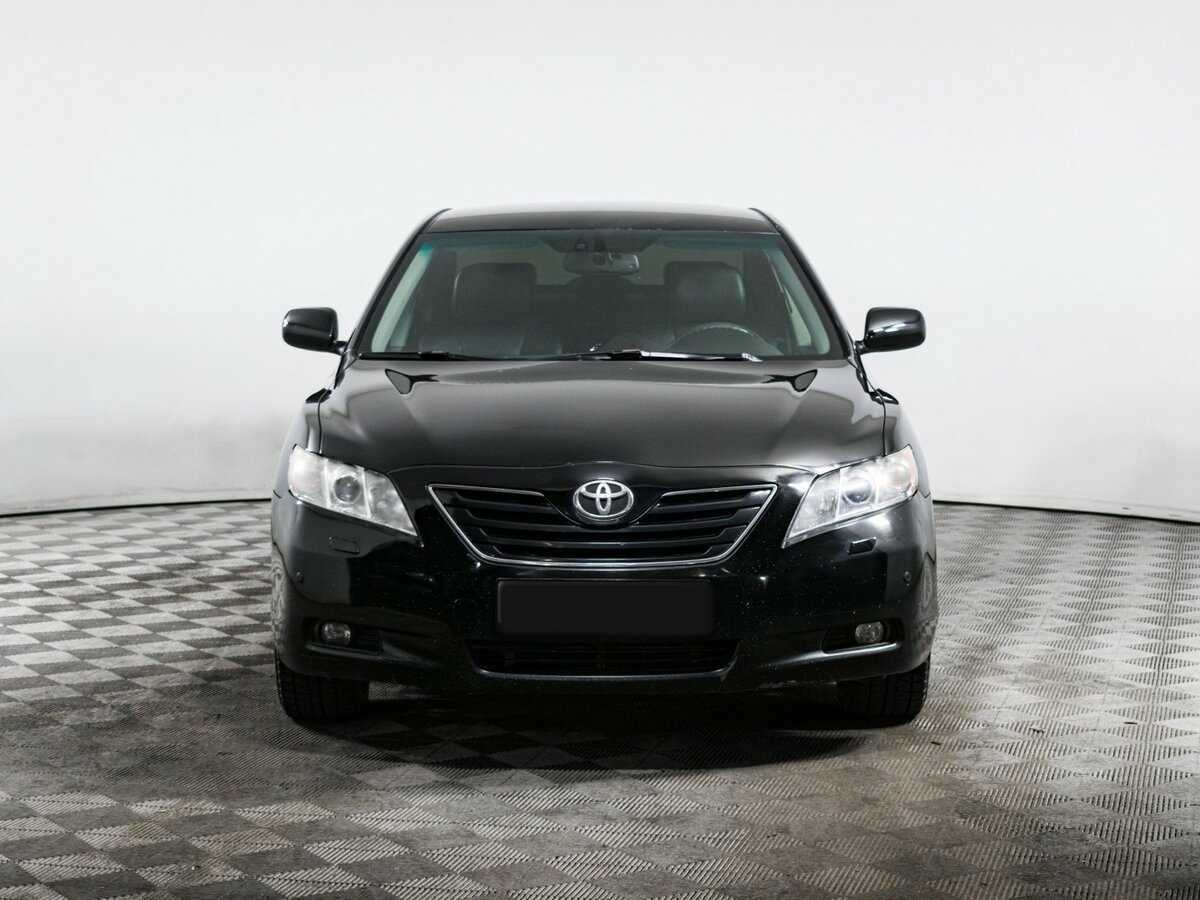 Купить Toyota Camry с пробегом. Фото: #1