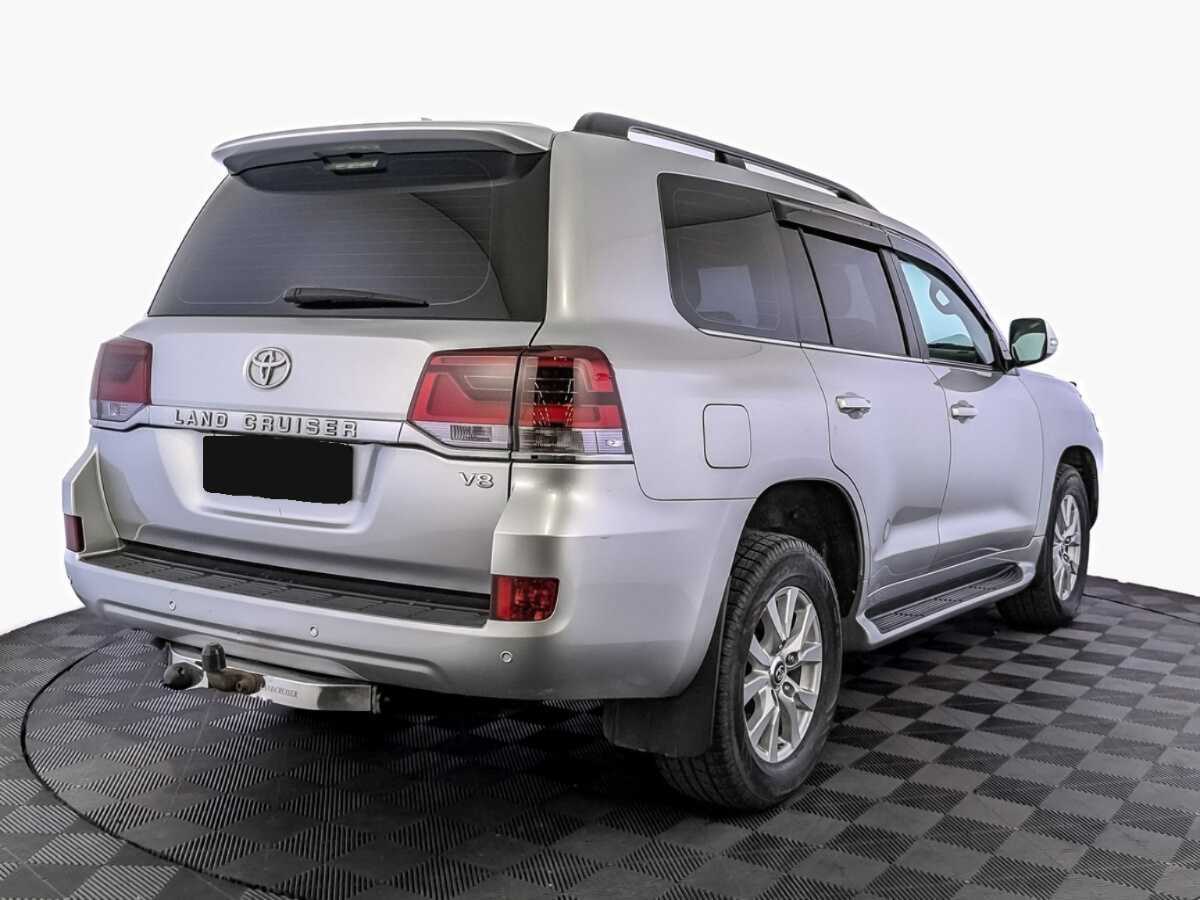 Купить Toyota Land Cruiser с пробегом. Фото: #4